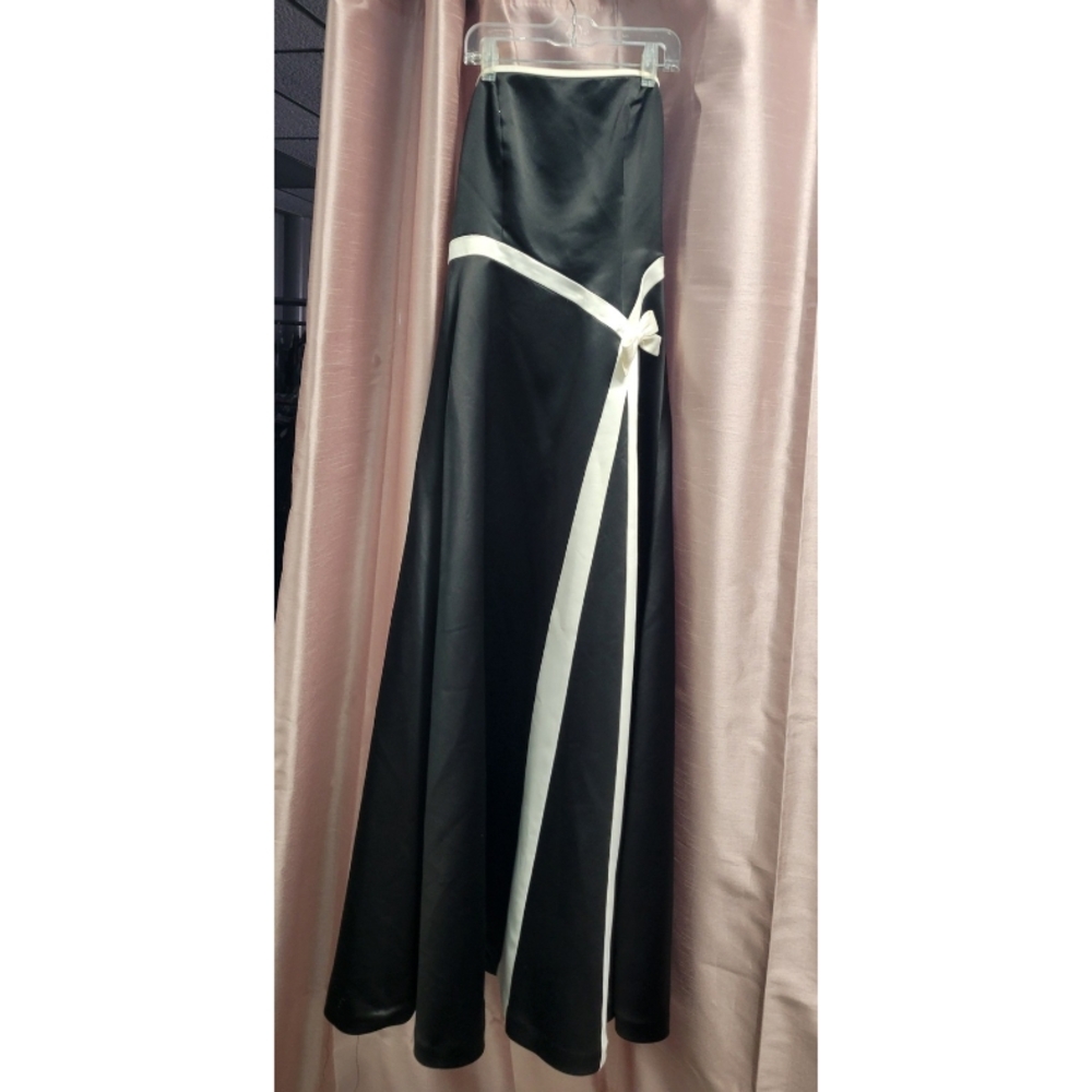 Jessica McClintock Strapless Black and White Dress